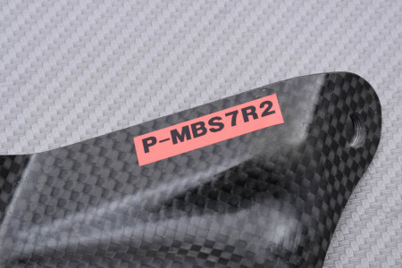 Patte de fixation d'échappement en Carbone Akrapovic SUZUKI GSXR 600 / 750 SRAD 1996 - 2000