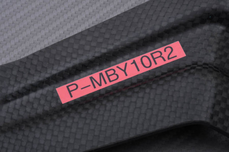 Patte de fixation d'échappement en Carbone Akrapovic YAMAHA YZF R1 2002 - 2003