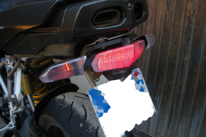 Feu Stop Led Clignotants Intégrés DUCATI SBK / MULTISTRADA 620 / 749 / 999 / 1000 / 1100 2003 - 2009 Feu Stop Led Clignotants Intégrés DUCATI SBK / MULTISTRADA 620 / 749 / 999 / 1000 / 1100 2003 - 2009