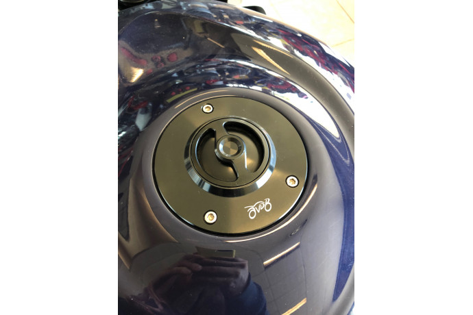 Tankdeckel AVDB mit Schnellverschluss 3 Löcher Suzuki Tankdeckel AVDB mit Schnellverschluss 3 Löcher Suzuki