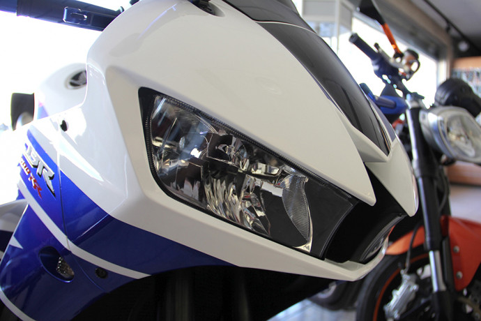 Faro / Óptica delantera HONDA CBR 600 RR 2013 - 2017 Faro / Óptica delantera HONDA CBR 600 RR 2013 - 2017