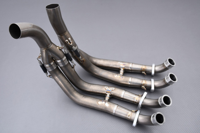 Sistema de escape completo AKRAPOVIC EVOLUTION Titanio SUZUKI GSXR 1000 2005 - 2006 Sistema de escape completo AKRAPOVIC EVOLUTION Titanio SUZUKI GSXR 1000 2005 - 2006