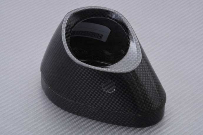 Embout d'échappement AKRAPOVIC en Carbone REF : V-EC33 Embout d'échappement AKRAPOVIC en Carbone REF : V-EC33