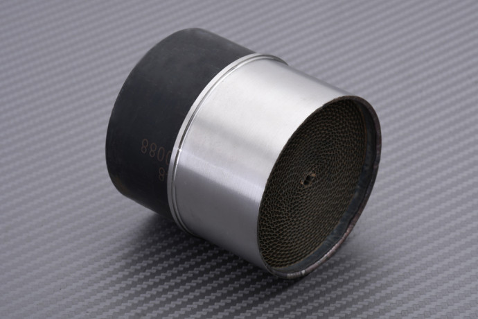 Catalizzatori di scarico sportivi omologati AKRAPOVIC HONDA / KTM / PIAGGIO / YAMAHA Catalizzatori di scarico sportivi omologati AKRAPOVIC HONDA / KTM / PIAGGIO / YAMAHA