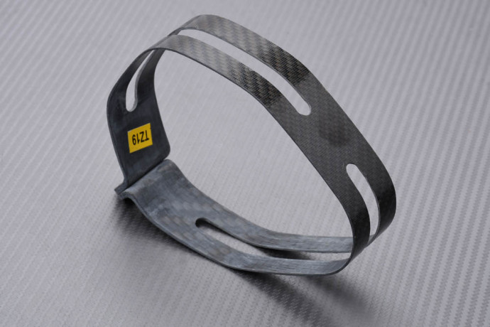 Auspuffschelle Akrapovič Carbon YAMAHA YZF R1 2009 - 2014 REF : P-MCTZ19 Auspuffschelle Akrapovič Carbon YAMAHA YZF R1 2009 - 2014 REF : P-MCTZ19
