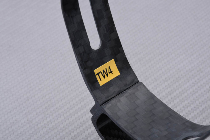 Auspuffschelle Akrapovič Carbon HONDA CBR 600 RR 2007 - 2018 REF : P-MCTW4 Auspuffschelle Akrapovič Carbon HONDA CBR 600 RR 2007 - 2018 REF : P-MCTW4