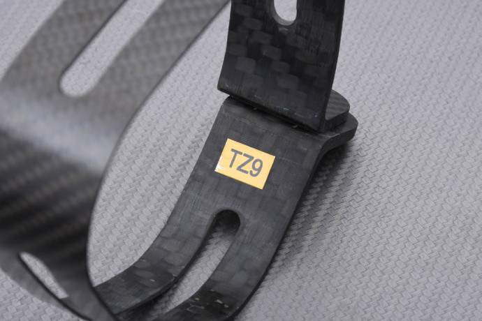 Collier d'échappement AKRAPOVIC en Carbone HONDA CBR 600 F / Hornet 600 2007 - 2014 REF : P-MCTZ9 Collier d'échappement AKRAPOVIC en Carbone HONDA CBR 600 F / Hornet 600 2007 - 2014 REF : P-MCTZ9