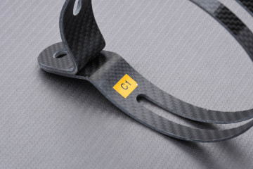Collier d'échappement AKRAPOVIC en Carbone REF : P-MCC1 Collier d'échappement AKRAPOVIC en Carbone REF : P-MCC1