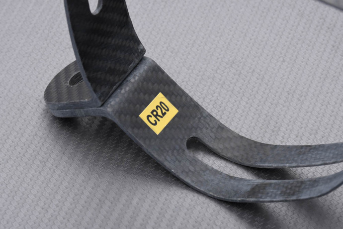 Abrazadera de escape AKRAPOVIC en Carbono KAWASAKI ZZR 1400 2006 - 2011 REF : P-MCCR20
