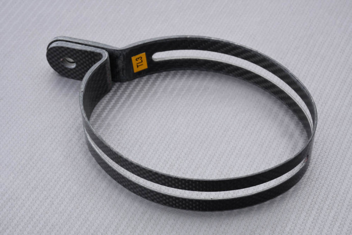 Collier d'échappement AKRAPOVIC en Carbone REF : P-MCTL3