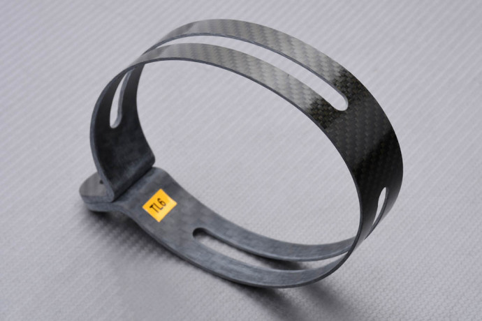 Akrapovič Carbon Exhaust Clamp KAWASAKI ZX6R / ZX9R 1998 - 2003 REF : P-MCTL6 Akrapovič Carbon Exhaust Clamp KAWASAKI ZX6R / ZX9R 1998 - 2003 REF : P-MCTL6