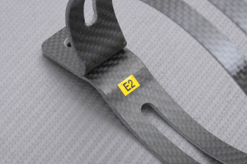 Collier d'échappement AKRAPOVIC en Carbone REF : P-MCE2