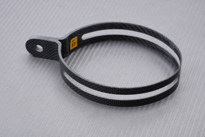 Collier d'échappement AKRAPOVIC en Carbone REF : P-MCTD1