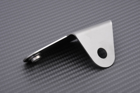 Patte de fixation d'échappement AKRAPOVIC KAWASAKI ZX6R 2007 - 2008 REF : P-X41