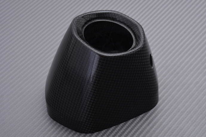 Embout d'échappement AKRAPOVIC en Carbone REF : Q5/210773 Embout d'échappement AKRAPOVIC en Carbone REF : Q5/210773