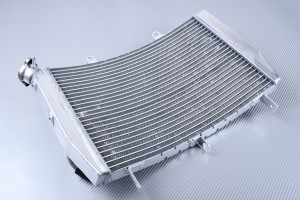 Radiateur YAMAHA YZF R6 / RACE 2017 - 2024 Radiateur YAMAHA YZF R6 / RACE 2017 - 2024