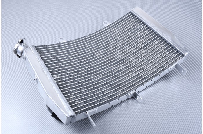 Radiateur YAMAHA YZF R6 / RACE 2017 - 2024 Radiateur YAMAHA YZF R6 / RACE 2017 - 2024