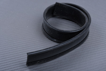 Goma para abrazadera escape universal
