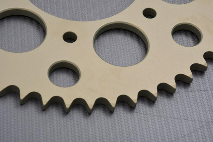 Rear Sprocket RENTHAL Light 530 KART CROSS special for dream machine
