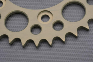 Rear Sprocket RENTHAL Light 525 DUCATI Monster 620 / ST4 / S / SuperSport / SS ie / Sport 1000 2000 - 2009 Rear Sprocket RENTHAL Light 525 DUCATI Monster 620 / ST4 / S / SuperSport / SS ie / Sport 1000 2000 - 2009