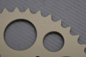 Rear Sprocket RENTHAL Light 520 YAMAHA TZ 250 1980 - 2000