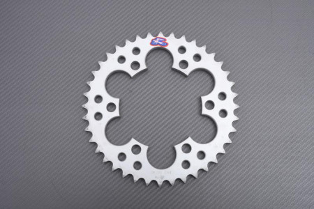 Couronne RENTHAL Light 520 YAMAHA MT07 / MT09 / MT10 / R1 / R6 / R7 / SUZUKI GSXS / GSXR 600 / 750 / 1000 1999 - 2023
