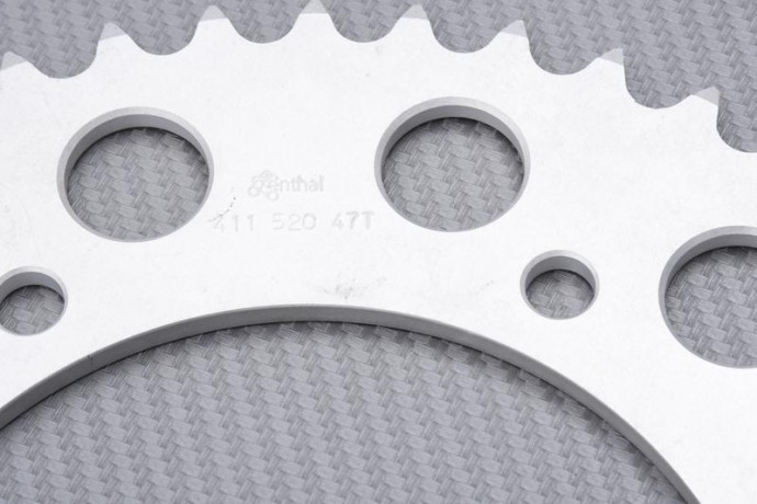 Corona RENTHAL Light 520 HONDA CBR / 600 RR / 1000 RR SP1 / SP2 2003 - 2019 Corona RENTHAL Light 520 HONDA CBR / 600 RR / 1000 RR SP1 / SP2 2003 - 2019