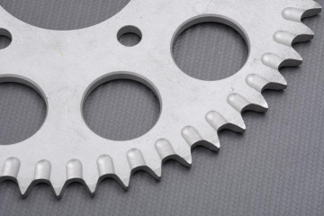 Rear Sprocket RENTHAL Light 525 HONDA AFRICA TWIN / CB 500 / 750 / 1000 / 1100 TRIUMPH Speedmaster 800 / 865 1991 - 2020 Rear Sprocket RENTHAL Light 525 HONDA AFRICA TWIN / CB 500 / 750 / 1000 / 1100 TRIUMPH Speedmaster 800 / 865 1991 - 2020
