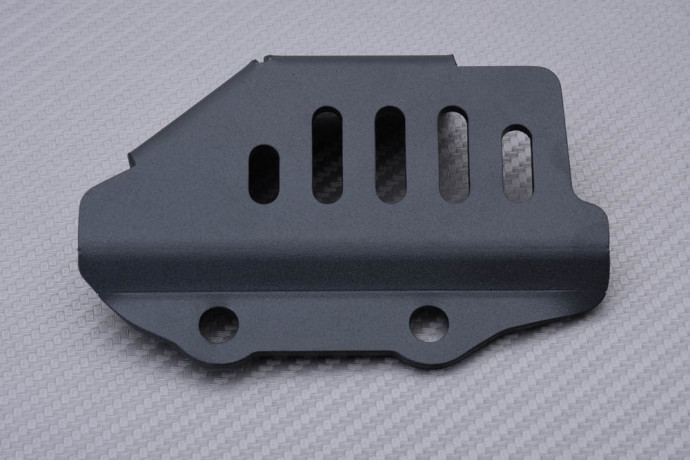 Grille de protection pour Maître-cylindre de frein arrière spécifique KAWASAKI KLR 650 1987 - 2018 Grille de protection pour Maître-cylindre de frein arrière spécifique KAWASAKI KLR 650 1987 - 2018