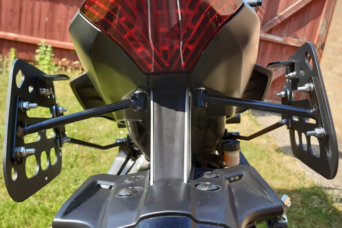 Supports de Valises Latérales YAMAHA MT07 2014 - 2022 Supports de Valises Latérales YAMAHA MT07 2014 - 2022