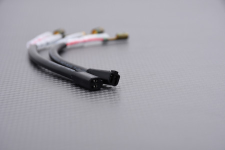 Cables de conexión intermitentes Traseros específicos SUZUKI GSXR 600 / 750 / 1000 / SV / SVS 650 / HAYABUSA 1300 1994 - 2023