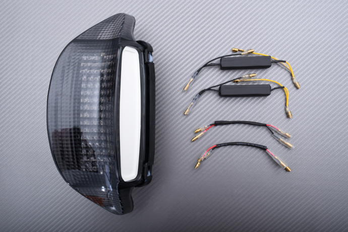 Feu Arrière à LED "Plug & Play" avec clignotants intégrés HONDA CBR 600 F3 / VARADERO XLV 1000 1997 - 2006 Feu Arrière à LED "Plug & Play" avec clignotants intégrés HONDA CBR 600 F3 / VARADERO XLV 1000 1997 - 2006