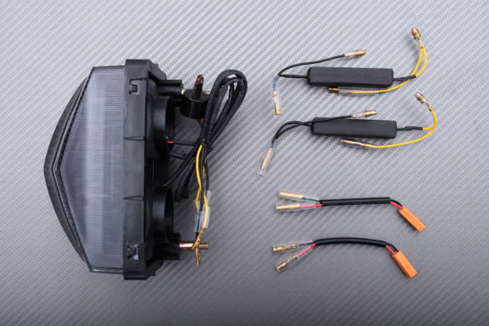 Fanale posteriore a LED "Plug & Play" con indicatori di direzioni integrati HONDA CBR 600 FS 2001 - 2002 Fanale posteriore a LED "Plug & Play" con indicatori di direzioni integrati HONDA CBR 600 FS 2001 - 2002