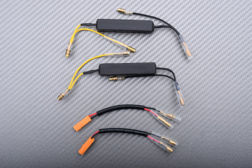 Feu Arrière à LED "Plug & Play" avec clignotants intégrés KAWASAKI ZX6R / ZX9R / ZZR 600 / ZR7 2000 - 2007 Feu Arrière à LED "Plug & Play" avec clignotants intégrés KAWASAKI ZX6R / ZX9R / ZZR 600 / ZR7 2000 - 2007