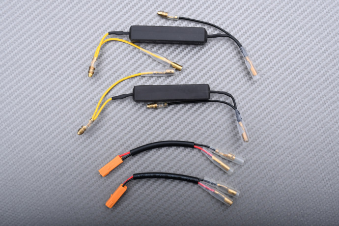 Feu Arrière à LED "Plug & Play" avec clignotants intégrés KAWASAKI ZX6R / ZX9R / ZZR 600 / ZR7 2000 - 2007 Feu Arrière à LED "Plug & Play" avec clignotants intégrés KAWASAKI ZX6R / ZX9R / ZZR 600 / ZR7 2000 - 2007