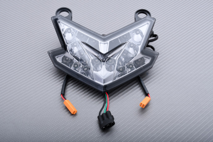 Feu Arrière à LED "Plug & Play" avec clignotants intégrés KAWASAKI Z800 / ZX6R 2013 - 2018 Feu Arrière à LED "Plug & Play" avec clignotants intégrés KAWASAKI Z800 / ZX6R 2013 - 2018