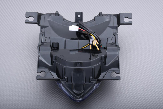 Feu Arrière à LED "Plug & Play" avec clignotants intégrés SUZUKI VZR 1800 INTRUDER / BOULEVARD 2006 - 2017 Feu Arrière à LED "Plug & Play" avec clignotants intégrés SUZUKI VZR 1800 INTRUDER / BOULEVARD 2006 - 2017