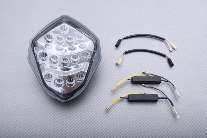 Feu Arrière à LED "Plug & Play" avec clignotants intégrés SUZUKI GSXR 1000 2003 - 2004 Feu Arrière à LED "Plug & Play" avec clignotants intégrés SUZUKI GSXR 1000 2003 - 2004