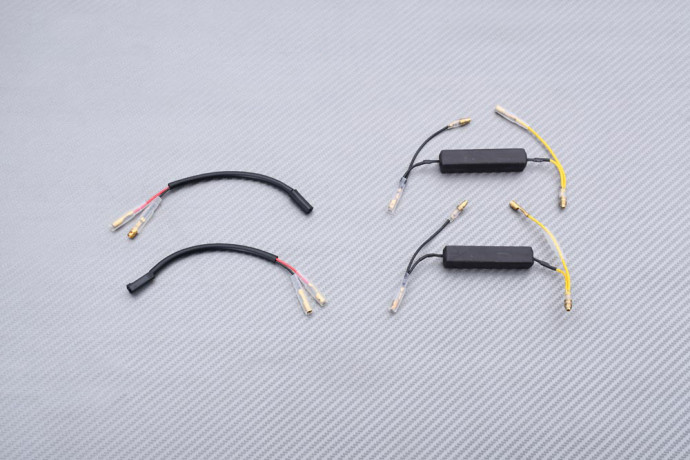 Feu Arrière à LED "Plug & Play" avec clignotants intégrés SUZUKI SV / SVS 650 / TLS / TLR 1000 1997 - 2003 Feu Arrière à LED "Plug & Play" avec clignotants intégrés SUZUKI SV / SVS 650 / TLS / TLR 1000 1997 - 2003