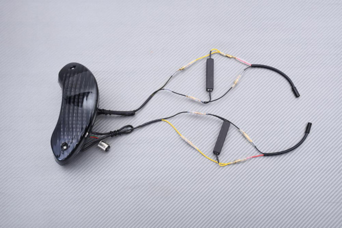 Piloto trasero LED "Plug & Play" con intermitentes integrados SUZUKI SV / SVS 650 / TLS / TLR 1000 1997 - 2003 Piloto trasero LED "Plug & Play" con intermitentes integrados SUZUKI SV / SVS 650 / TLS / TLR 1000 1997 - 2003