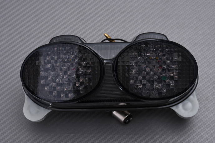 Feu Arrière à LED "Plug & Play" avec clignotants intégrés KAWASAKI ZX6R / ZX9R 1998 - 1999 Feu Arrière à LED "Plug & Play" avec clignotants intégrés KAWASAKI ZX6R / ZX9R 1998 - 1999