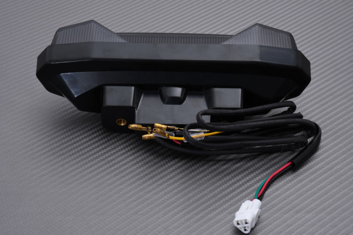 Feu Arrière à LED "Plug & Play" avec clignotants intégrés YAMAHA MT07 / MT09 / TRACER 700 / 900 2013 - 2019 Feu Arrière à LED "Plug & Play" avec clignotants intégrés YAMAHA MT07 / MT09 / TRACER 700 / 900 2013 - 2019