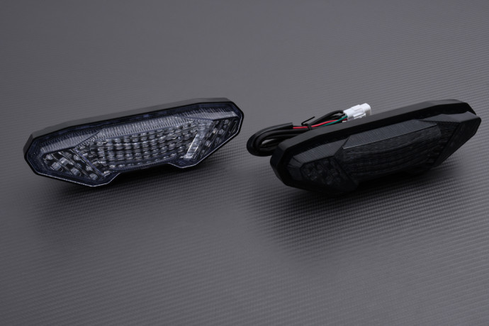 Piloto trasero LED "Plug & Play" con intermitentes integrados YAMAHA MT10 / SP 2016 - 2019