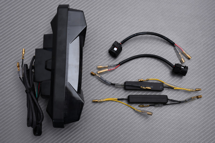 Feu Arrière à LED "Plug & Play" avec clignotants intégrés YAMAHA MT10 / SP 2016 - 2019 Feu Arrière à LED "Plug & Play" avec clignotants intégrés YAMAHA MT10 / SP 2016 - 2019