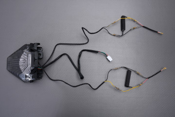 Feu Arrière à LED "Plug & Play" avec clignotants intégrés YAMAHA YZF R3 / MT03 2015 - 2021 Feu Arrière à LED "Plug & Play" avec clignotants intégrés YAMAHA YZF R3 / MT03 2015 - 2021