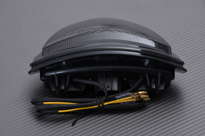 Feu Arrière à LED "Plug & Play" avec clignotants intégrés SUZUKI GSR 750 2011 - 2016 Feu Arrière à LED "Plug & Play" avec clignotants intégrés SUZUKI GSR 750 2011 - 2016