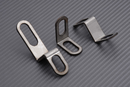 Pattes de fixation universelles - Design 2