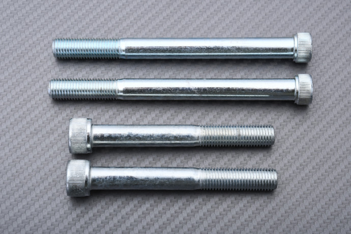 Spezifischer Erhöhungs- / Lenkerklemmblock TRIUMPH TIGER 800 / 1200 2011 - 2021 Spezifischer Erhöhungs- / Lenkerklemmblock TRIUMPH TIGER 800 / 1200 2011 - 2021