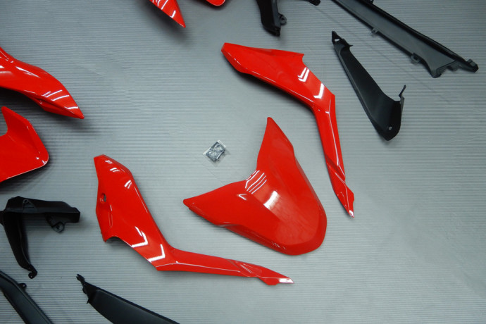 Complete Fairing set DUCATI SUPERSPORT SS 950 2021 - 2024