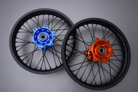Llanta Trasera 18' Off Road / Enduro KTM SMR / SXF / SX 125 / 250 / 350 / 450 2013 - 2014 (2,15 x 18)